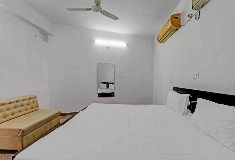 هتل O Mahadevi Lawn