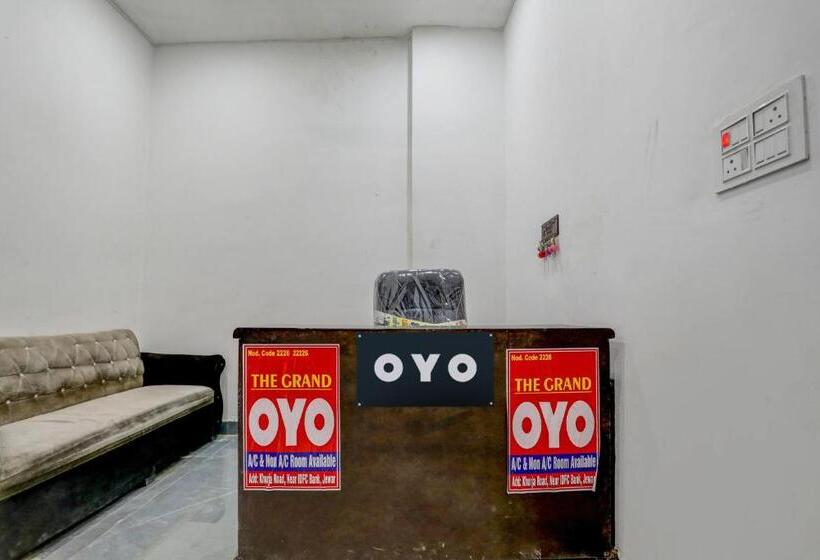 בית מלון כפרי Oyo The Grand