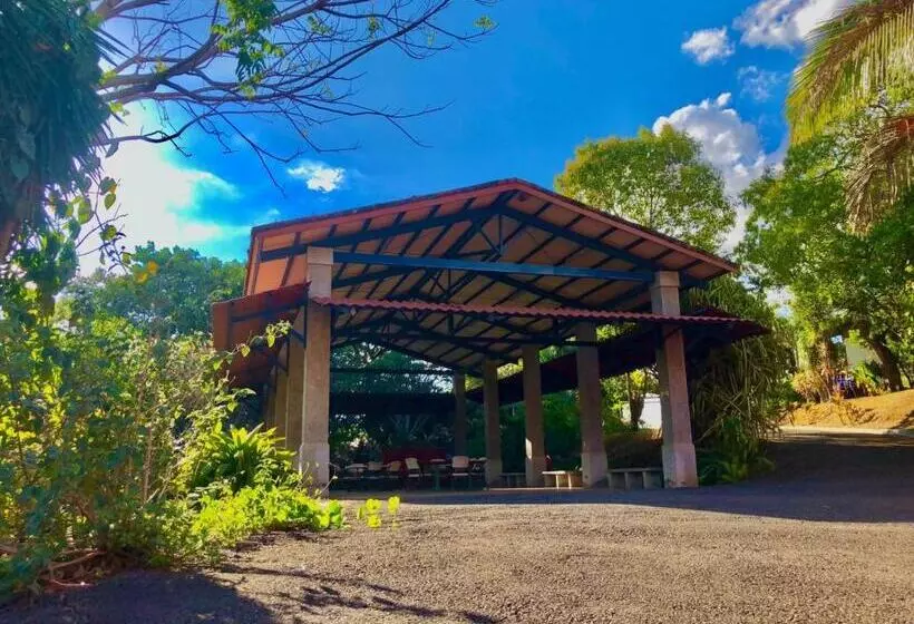 Hotelli Serenity By Nature