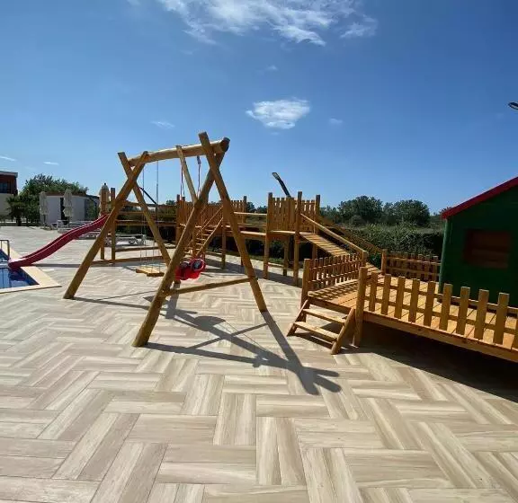 Imperial Family Resort