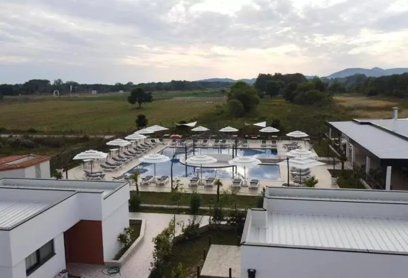Imperial Family Resort