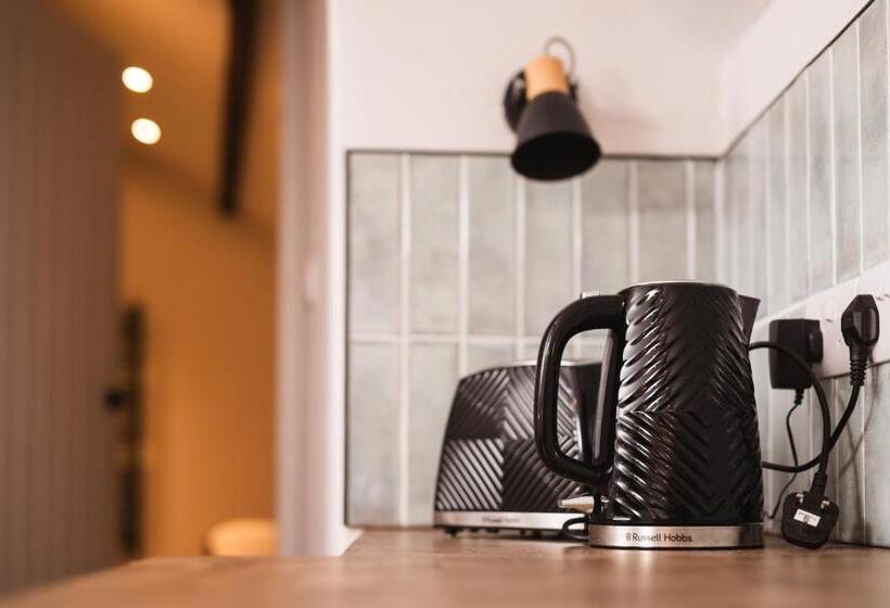 פנסיון Bankers Room + Kitchenette