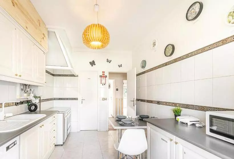 ペンション Goa Square By Lisbon With Sintra