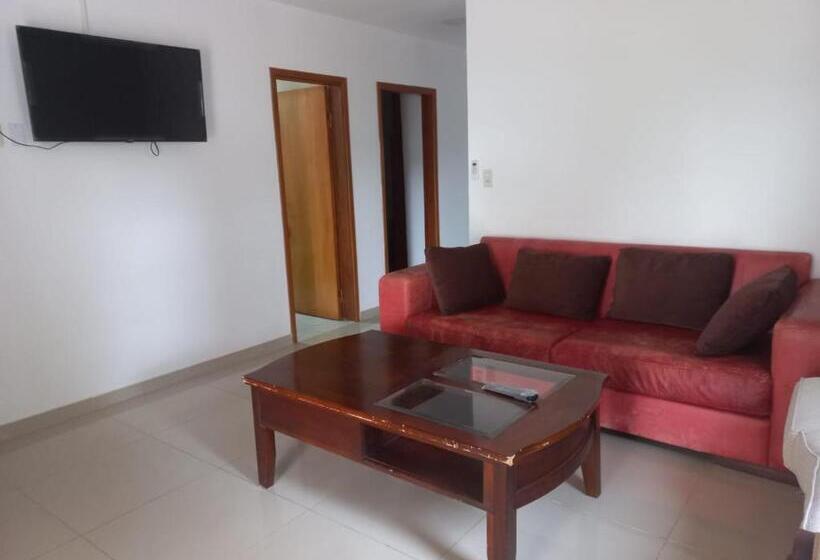 پانسیون La Piña Dorada