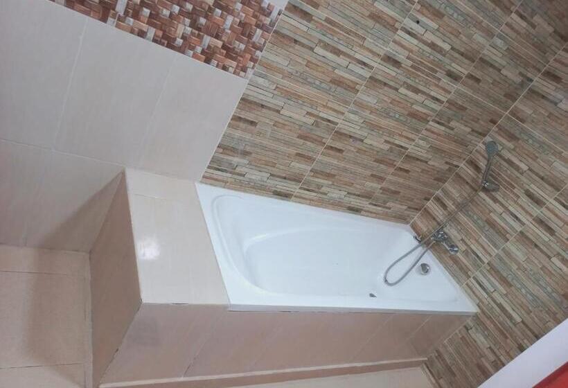 پانسیون La Piña Dorada