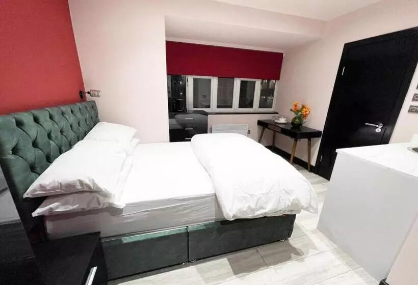 Majatalo Letzi Private En Suite In Harrow