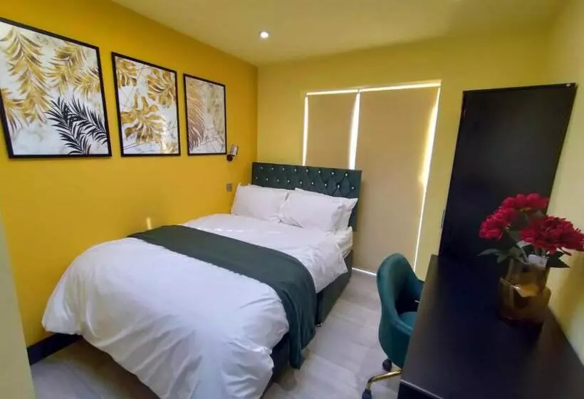 Majatalo Letzi Private En Suite In Harrow