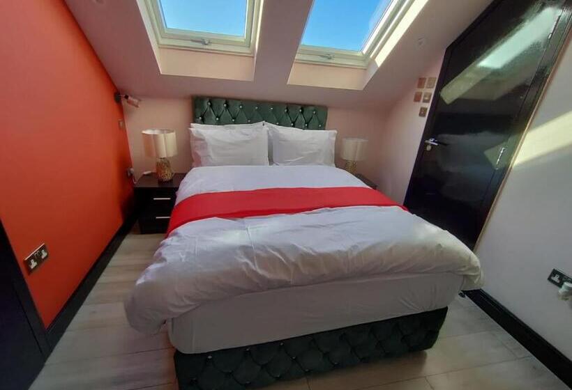 بنسيون Letzi Private En Suite In Harrow