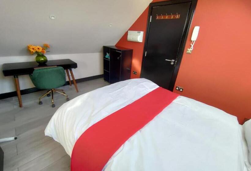 بنسيون Letzi Private En Suite In Harrow
