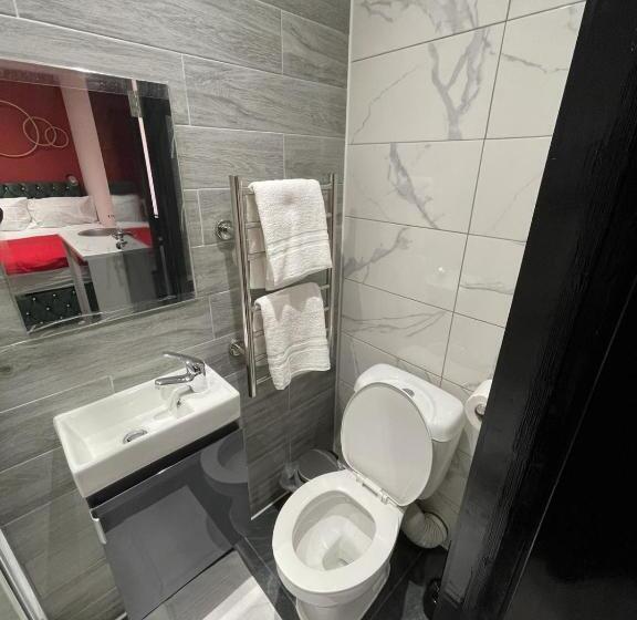 بنسيون Letzi Private En Suite In Harrow