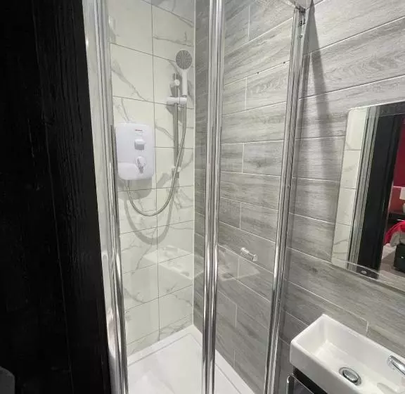 Majatalo Letzi Private En Suite In Harrow