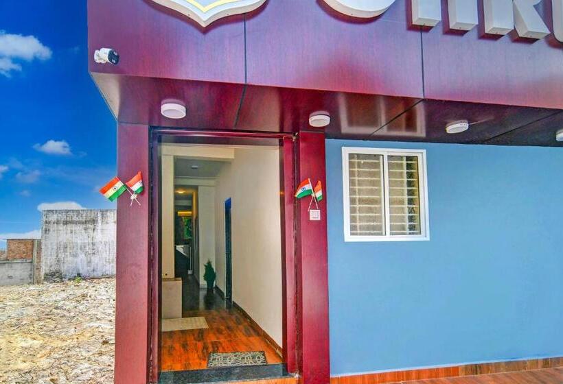 Pensão Oyo 82170 Hotel Shree