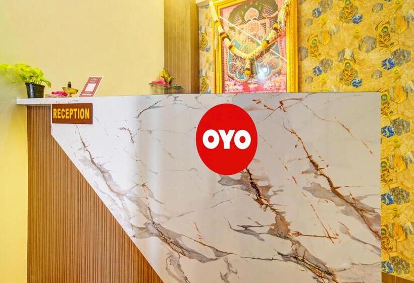 Pensão Oyo 82170 Hotel Shree