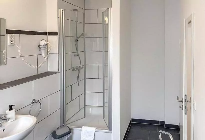 Retkeilymaja Hervest