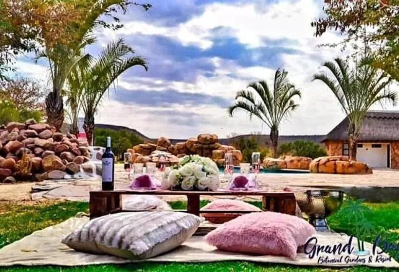 تختخواب و صبحانه Grand Bay Botanical Gardens & Resort