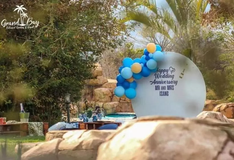 تختخواب و صبحانه Grand Bay Botanical Gardens & Resort