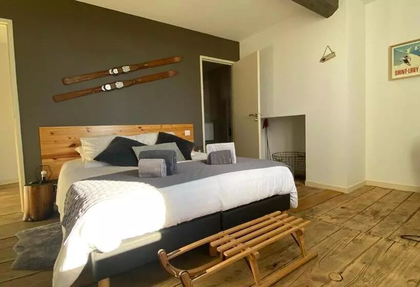 Aamiaismajoitus (B&B) Les Chambres Des 3 Chouettes