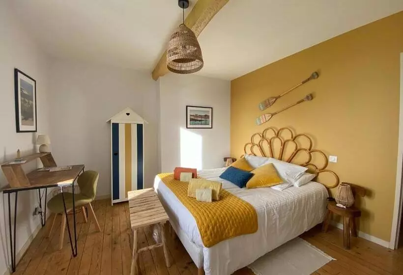 Aamiaismajoitus (B&B) Les Chambres Des 3 Chouettes