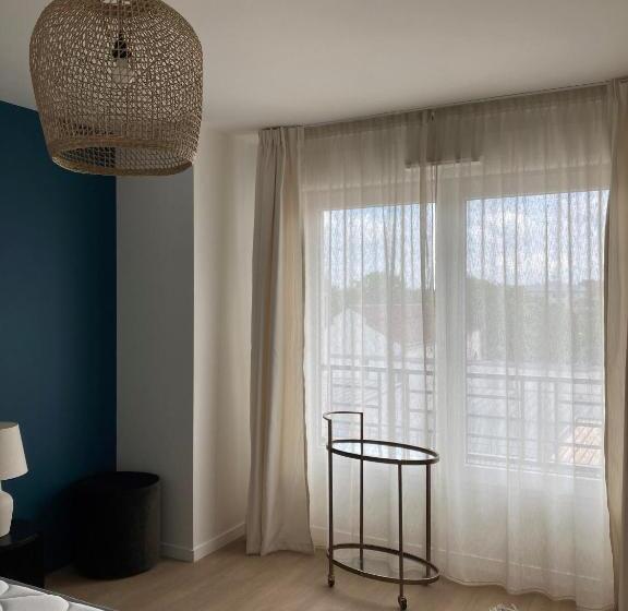 Cazam Paris Saint Ouen