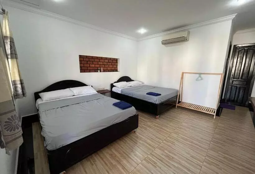 Errol S Homestay And Hostel