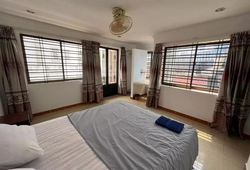 Errol S Homestay And Hostel