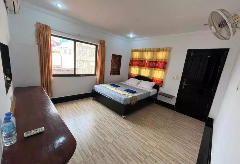 Errol S Homestay And Hostel