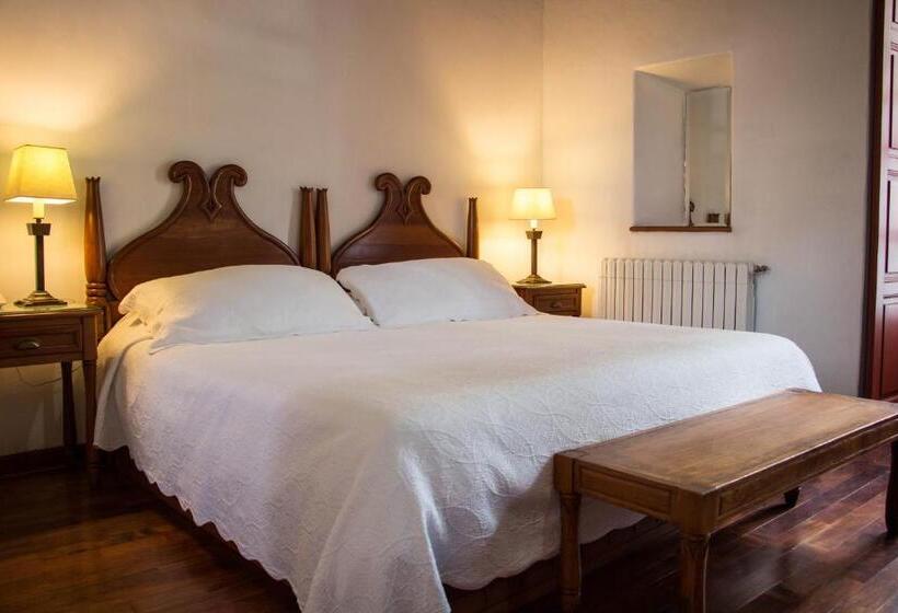 فندق Boutique Posada La Basilica