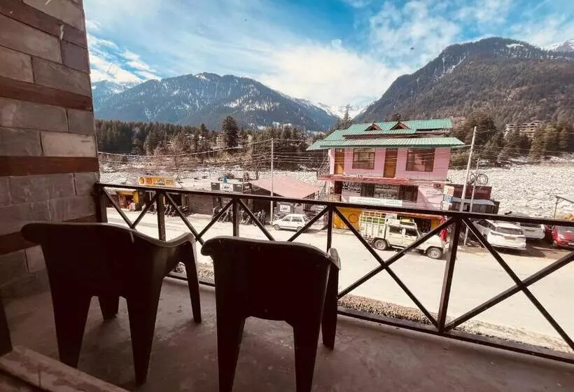 カプセルホテル Zaranka Stays Kasol