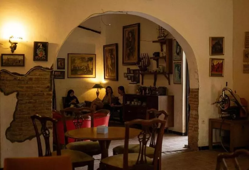 ホテル De Karanganjar Inn