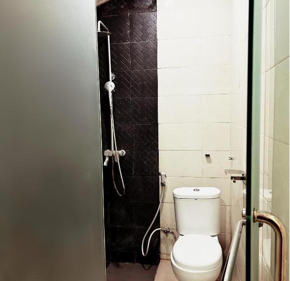 Отель De Karanganjar Inn