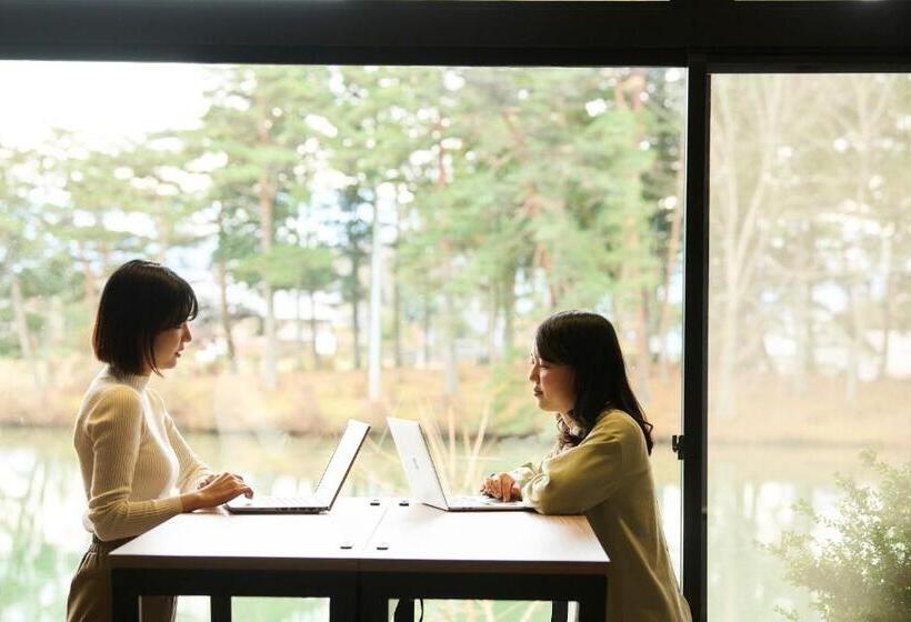 Otel The Glamping Plaza アルプスbase