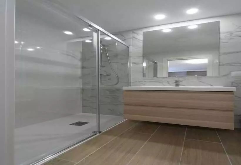 هتل Vizcainos Garden