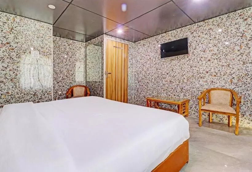 Oyo Hotel Neilkanth
