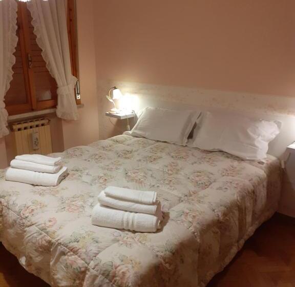 بنسيون Gold House