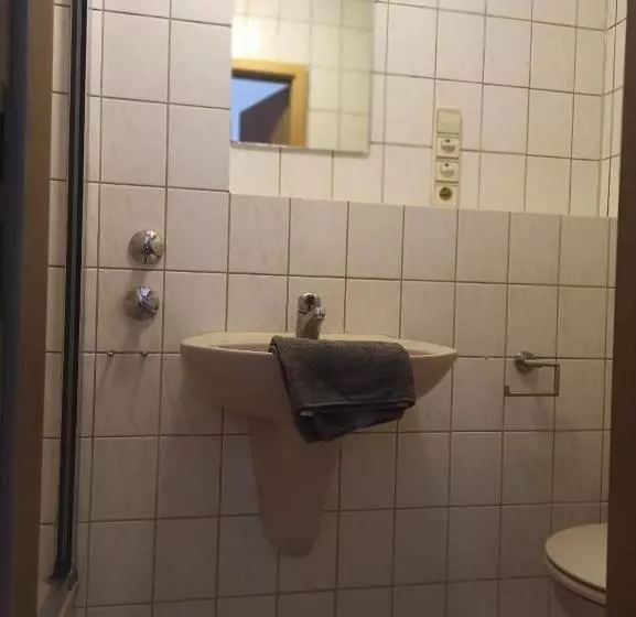 Majatalo Monteurzimmer   Waldbronn