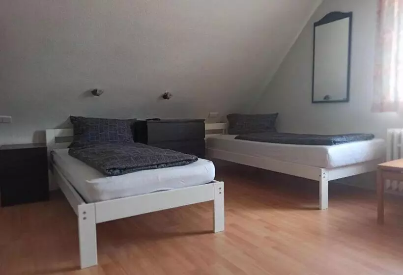 Majatalo Monteurzimmer   Waldbronn