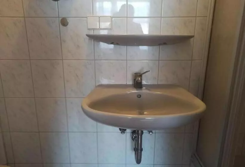 Majatalo Monteurzimmer   Waldbronn