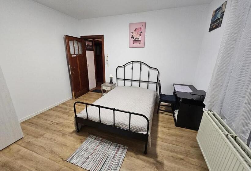 ペンション Renovated Private Room