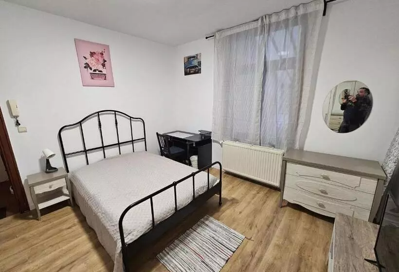 ペンション Renovated Private Room