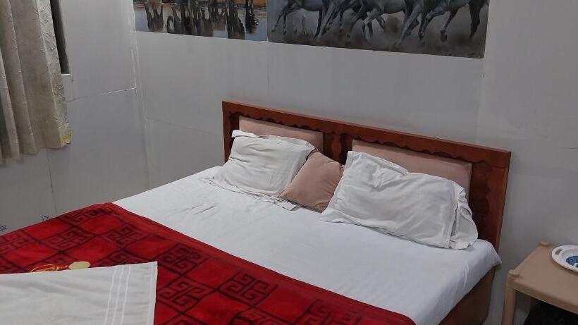 Пансион Suryadev