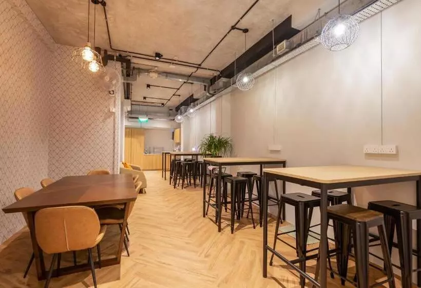 هاستل Bluewaters Pods 11 North Canal Road