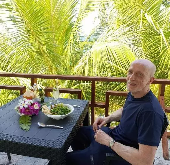 هاستل Kendhoo Holidays