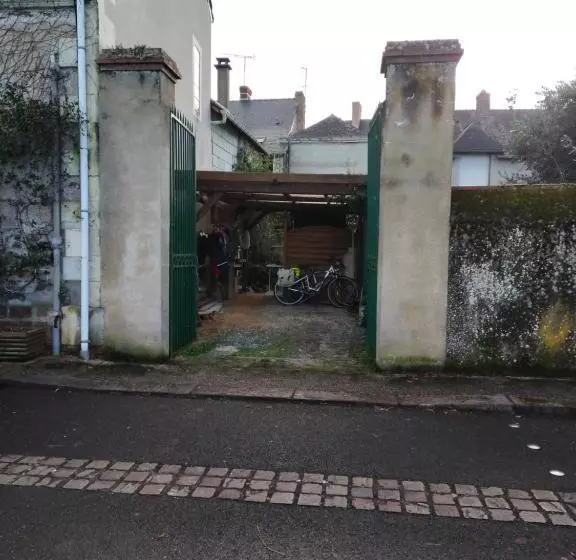 Aamiaismajoitus (B&B) Les Balcons Sur La Loire