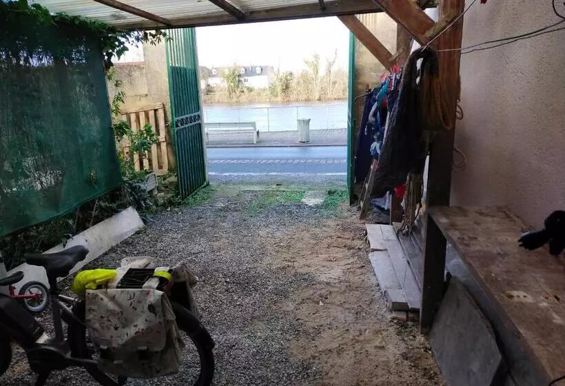 Aamiaismajoitus (B&B) Les Balcons Sur La Loire