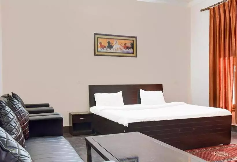 Hotelli Homewood Suites And Guest House