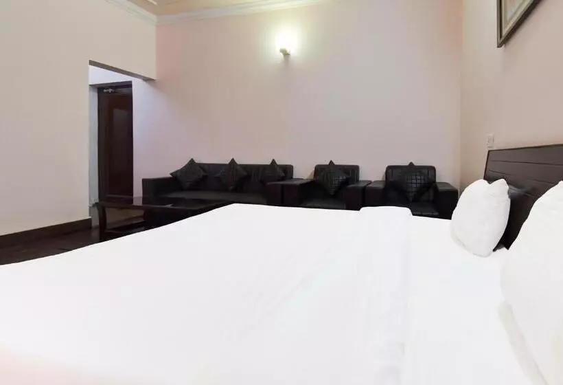 Hotelli Homewood Suites And Guest House