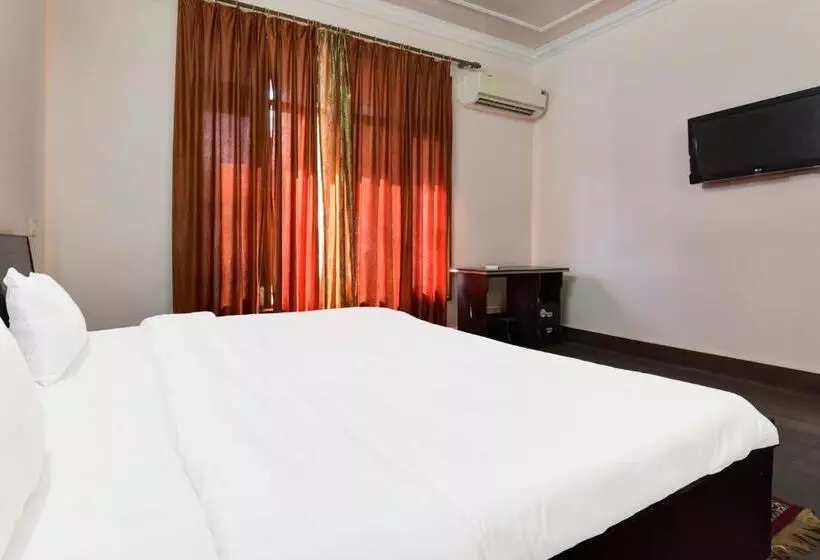 Hotelli Homewood Suites And Guest House