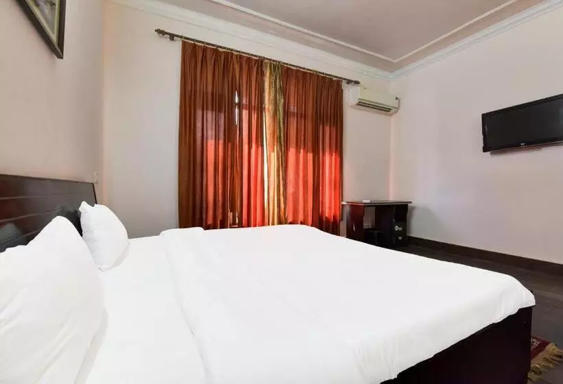 Hotelli Homewood Suites And Guest House