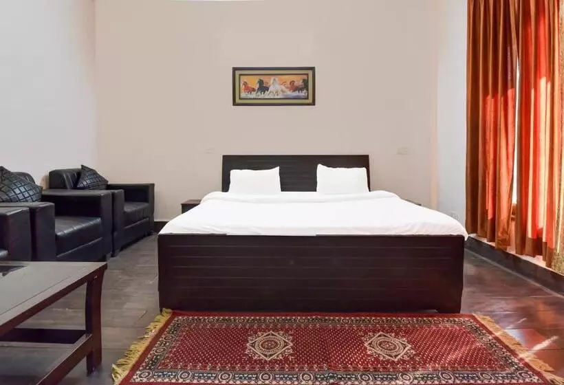 Hotelli Homewood Suites And Guest House