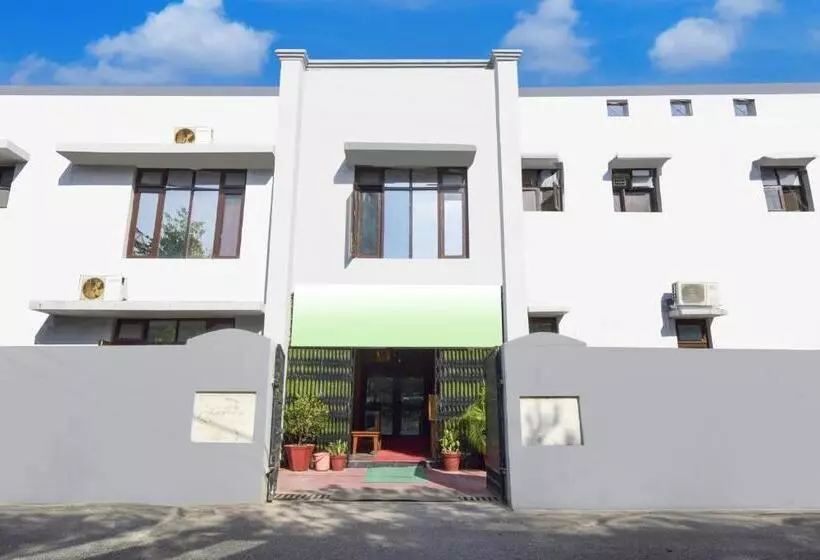 Hotelli Homewood Suites And Guest House